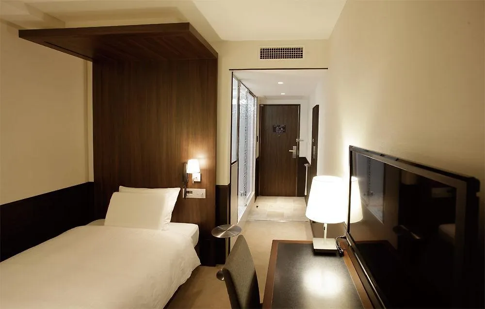 ***  Hibiya City Hotel Tokyo Japan